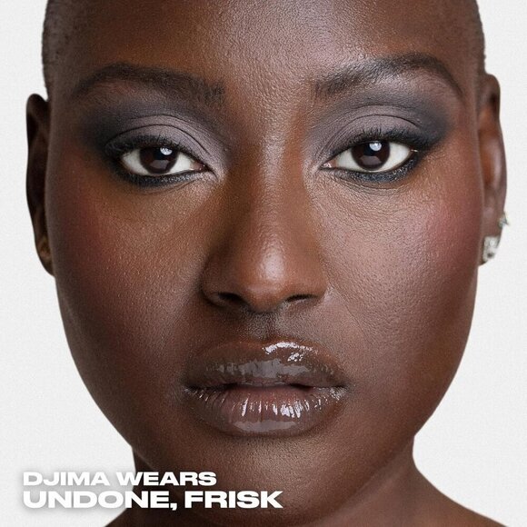 2 Basics Palette Velvety Matte Finish 6 Nude Taupe & Brown Neutral Eye Shadows - Picture 7 of 9